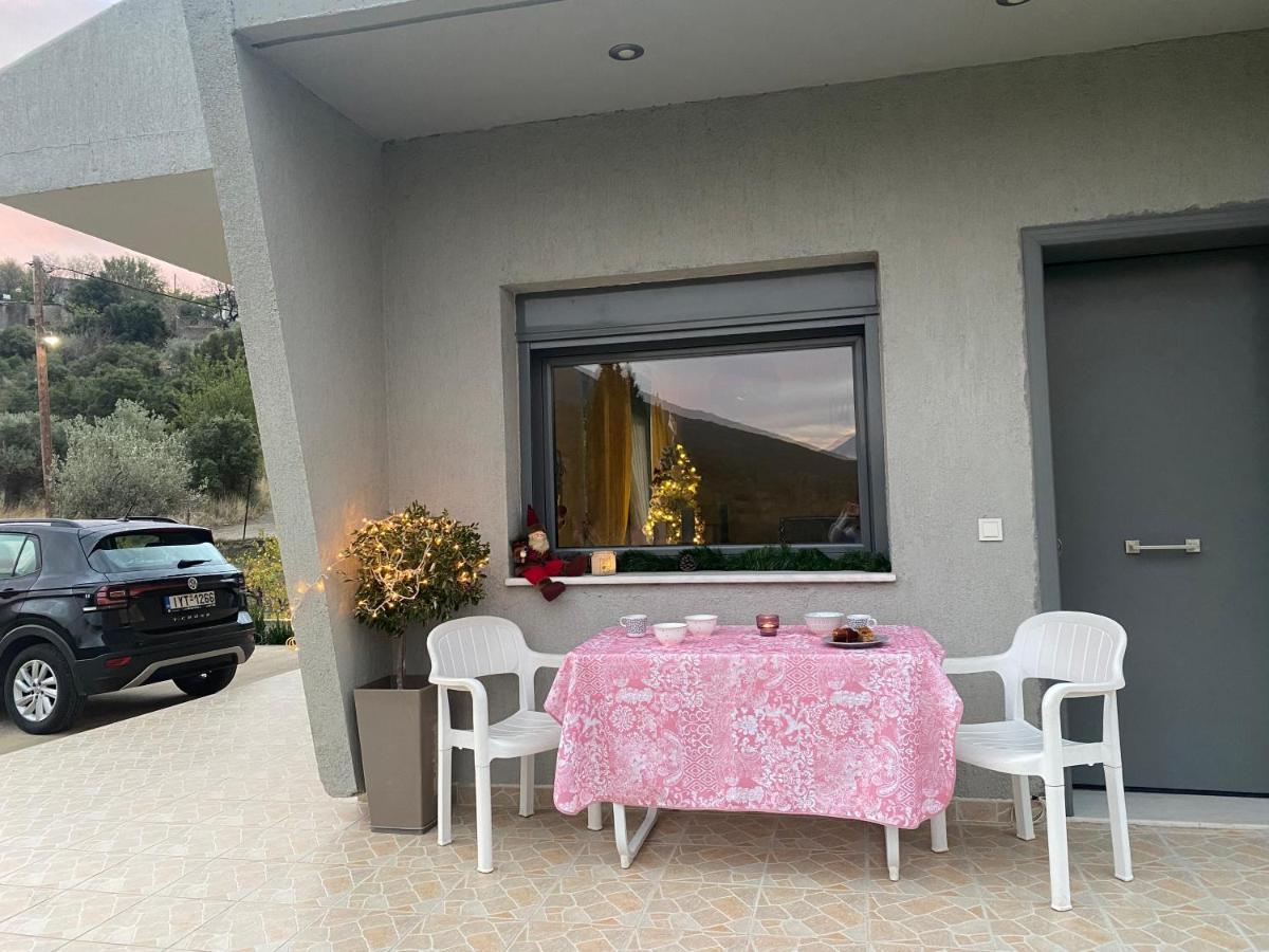 Stellas Guesthouse Near Arachova Stírion Eksteriør bilde